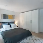 Riverfront 2bd Old Town By Domvia Apartment Kaunas