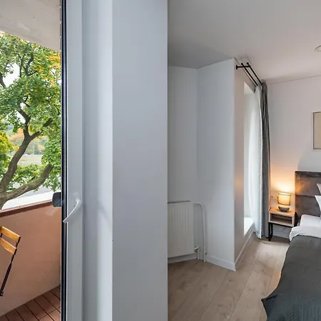 Riverfront 2bd Old Town By Domvia Apartment Kaunas