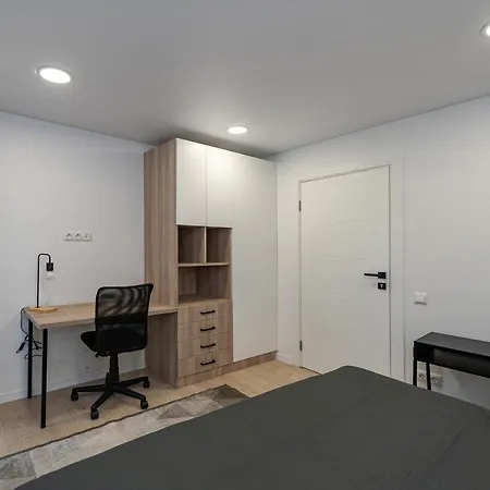 Riverfront 2bd Old Town By Hostlovers * Kaunas