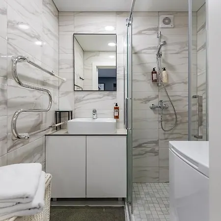 아파트 Riverfront 2bd Old Town By Hostlovers *