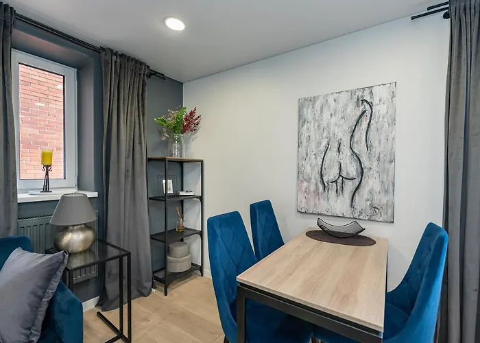 Riverfront 2bd Old Town By Domvia Apartmán *