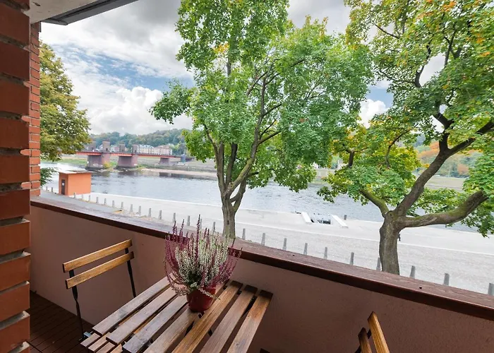 Apartament Riverfront 2bd Old Town By Domvia Kowno