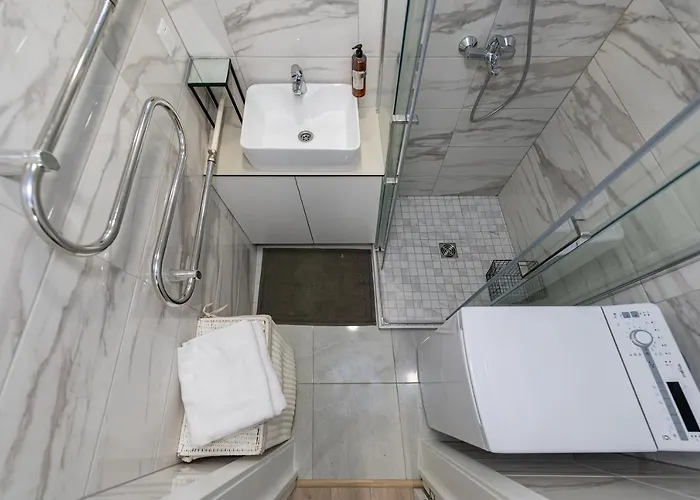 Apartament Riverfront 2bd Old Town By Domvia *